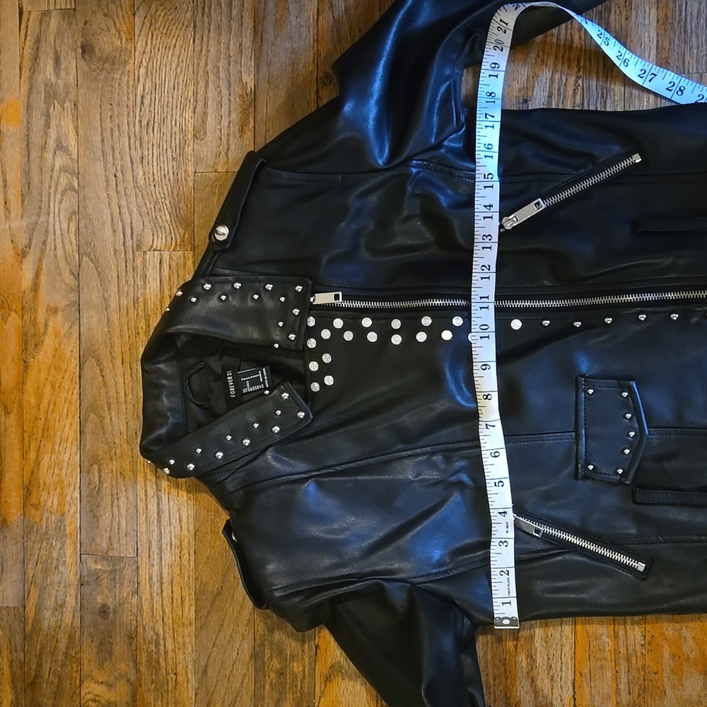 Forever 21 Jacket - Picture 7 of 8